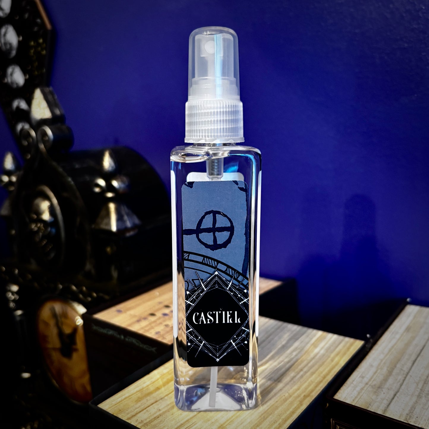 Castiel Spray, Vanilla Linen Ozone