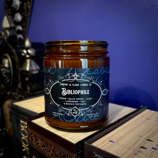 Bibliophile Candle, Cedar Paper Tea