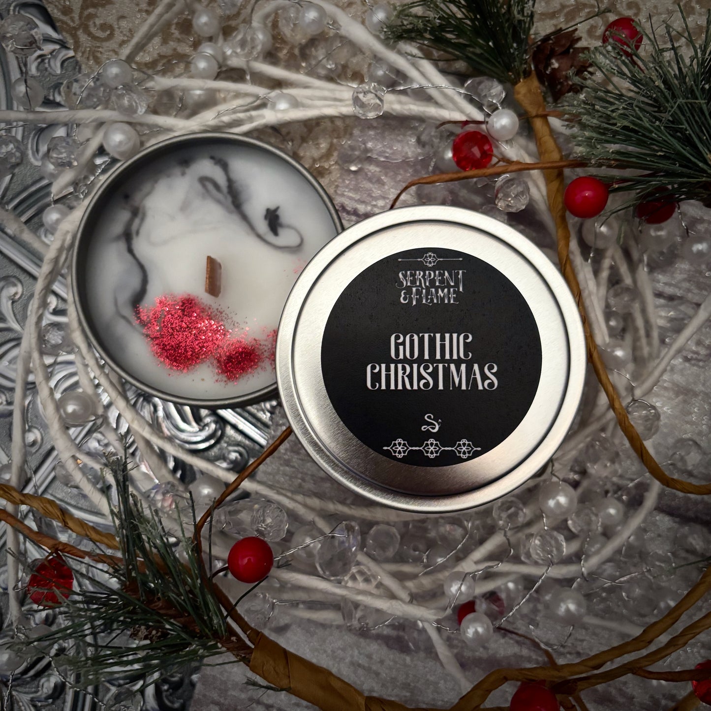 Gothic Christmas, Red Currant Juniper Pine