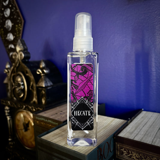 Hecate Spray, Yew Ligonberry Spice