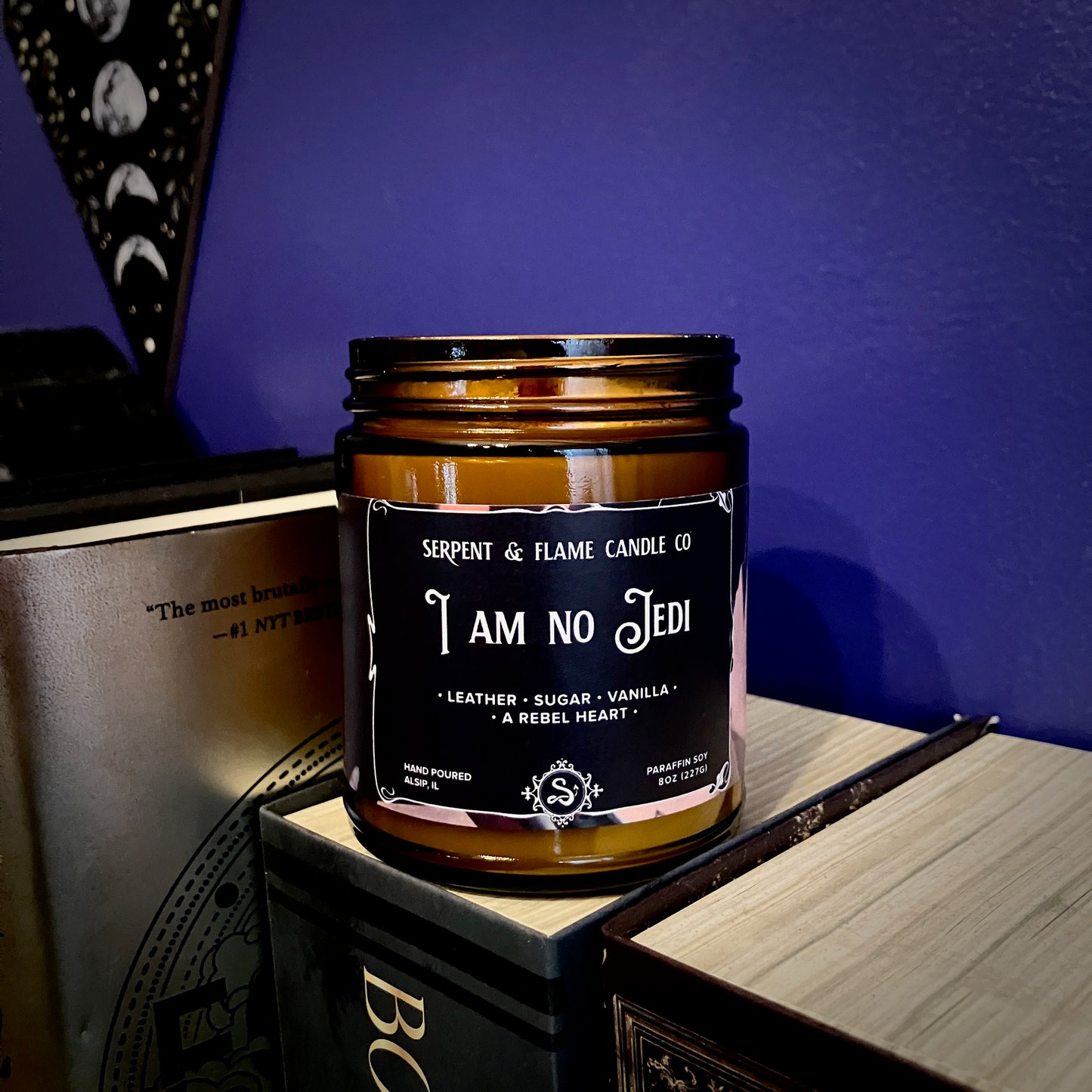 I Am No Jedi Candle, Leather Sugar